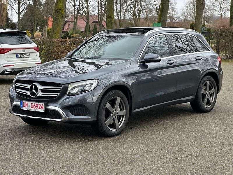 Gebraucht Mercedes GLC250 AMG line 204 PS (150 kW) 2015 Grau SUV