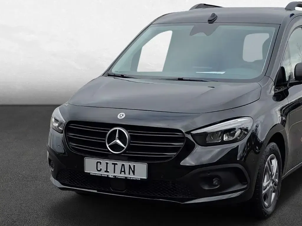 Gebraucht Mercedes Citan 110 95 PS (69 kW) 2024 Schwarz loparitschwarz metalli Van / Kleinbus