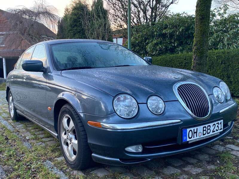 Grau Gebraucht 2001 Jaguar S-Type S Limousine | 8.000 € (Guter Preis) - Bild 1/4