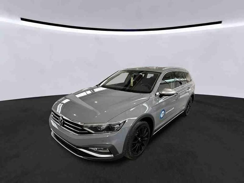 Gebraucht VW Passat Alltrack 200 PS (147 kW) 2023 Grau Kombi
