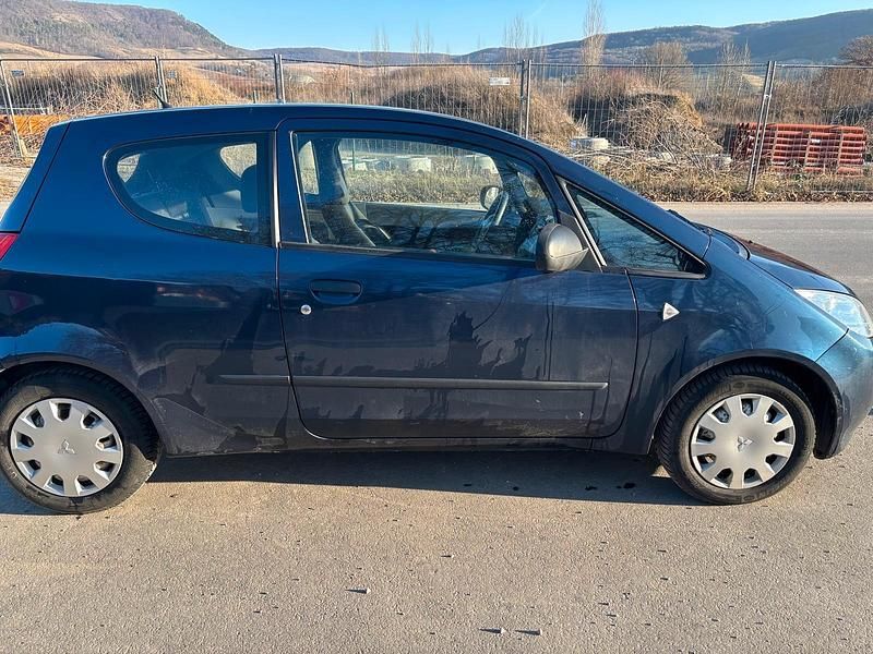 Gebraucht Mitsubishi Colt 75 PS (55 kW) 2007 Blau Kleinwagen