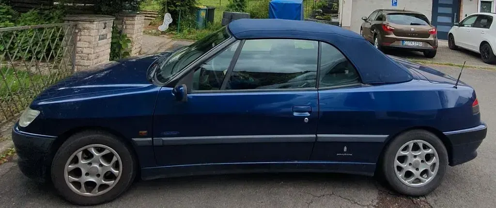 Gebraucht Peugeot 306 Cabriolet 88 PS (64 kW) 1999 Blau Cabrio