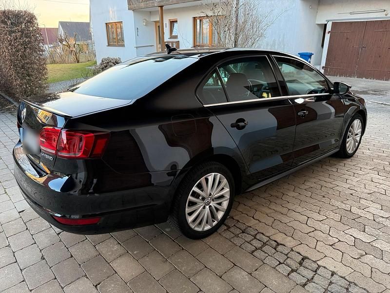 Gebraucht VW Jetta 170 PS (125 kW) 2013 Schwarz Limousine