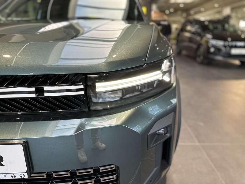 Neu Dacia Bigster Extreme 131 PS (96 kW) 2025 Zedergrün SUV