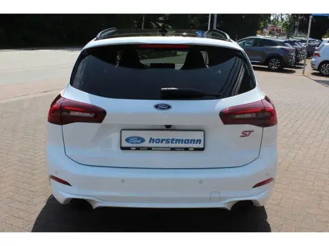 Gebraucht Ford Focus ST 280 PS (205 kW) 2023 Weiß Limousine