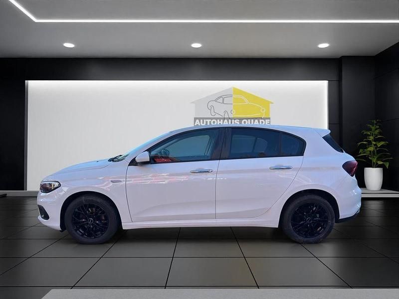 Weiss Gebraucht 2019 Fiat Tipo Street Limousine | 12.999 € (Etwas zu teuer) - Bild 1/4