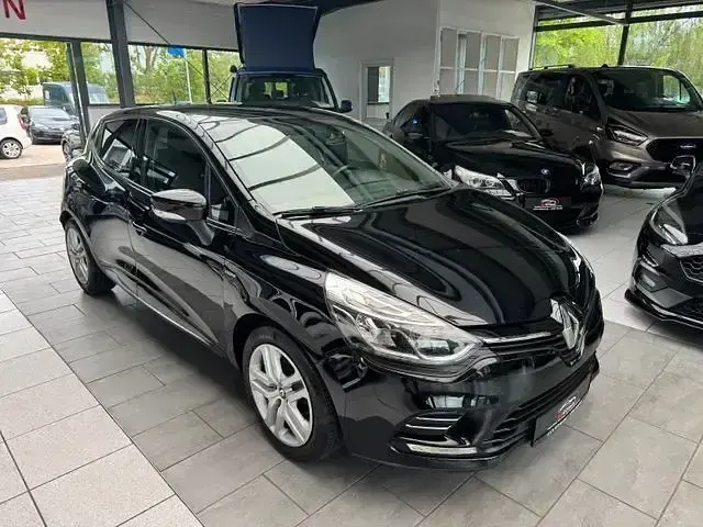 Gebraucht Renault Clio IV Initiale Paris 73 PS (53 kW) 2017 Schwarz Limousine
