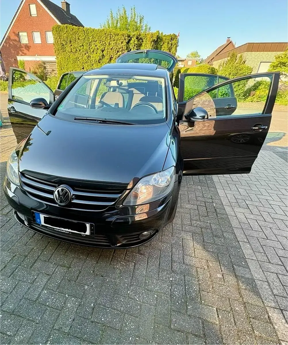 Gebraucht VW Golf Plus Cross 80 PS (58 kW) 2007 Schwarz Van / Kleinbus
