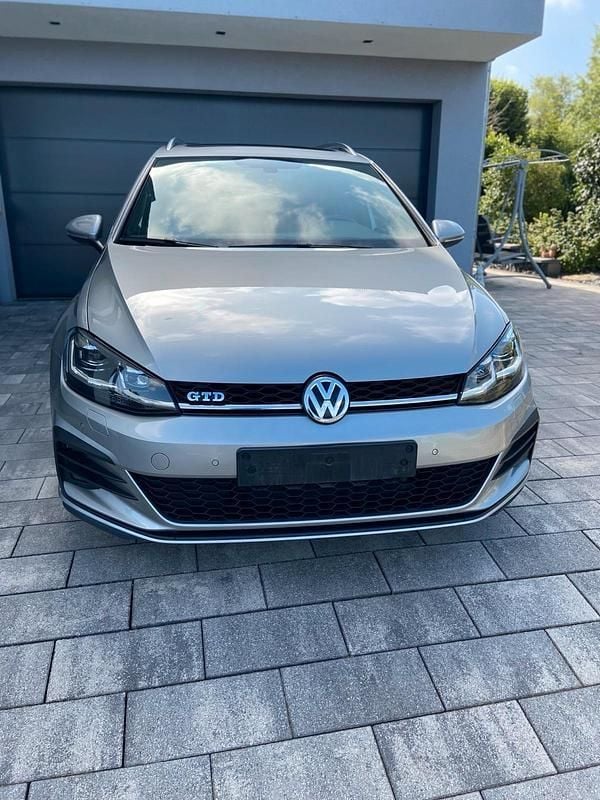 Grau Gebraucht 2019 VW Golf VII GTD Kombi | 17.500 € (Fairer Preis) - Bild 1/4