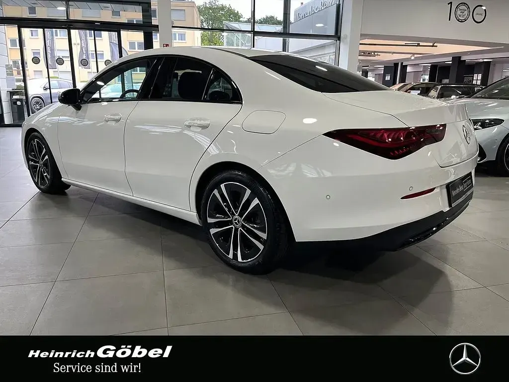 Gebraucht Mercedes CLA180 Progressive 136 PS (100 kW) 2025 Unilack polarweiß Limousine