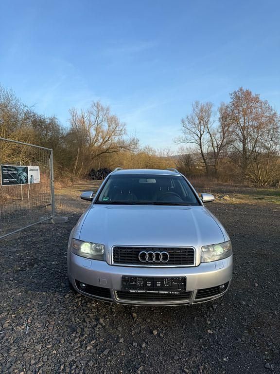 Gebraucht Audi A4 163 PS (119 kW) 2004 Silber Kombi