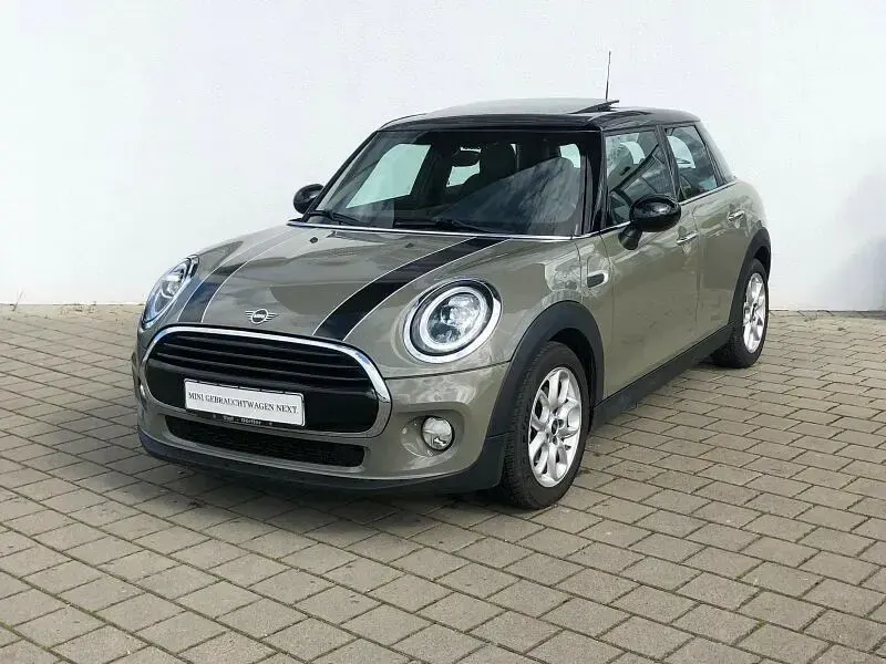 Używany Mini Cooper Chili 136 KM (100 kW) 2018 Szary Hatchback