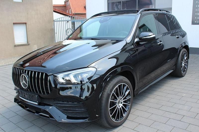 Schwarz Gebraucht 2023 Mercedes GLE400 AMG line SUV | 69.990 € (Superpreis) - Bild 1/4