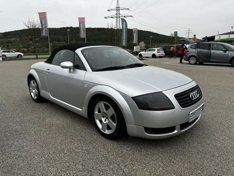 Gebraucht Audi TT Comfort 150 PS (110 kW) 2002 Silber Cabrio