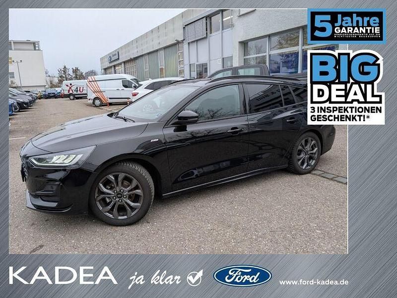 Obsidianschwarz metallic Gebraucht 2025 Ford Focus ST-Line Kombi | 20.980 € (Superpreis) - Bild 1/4