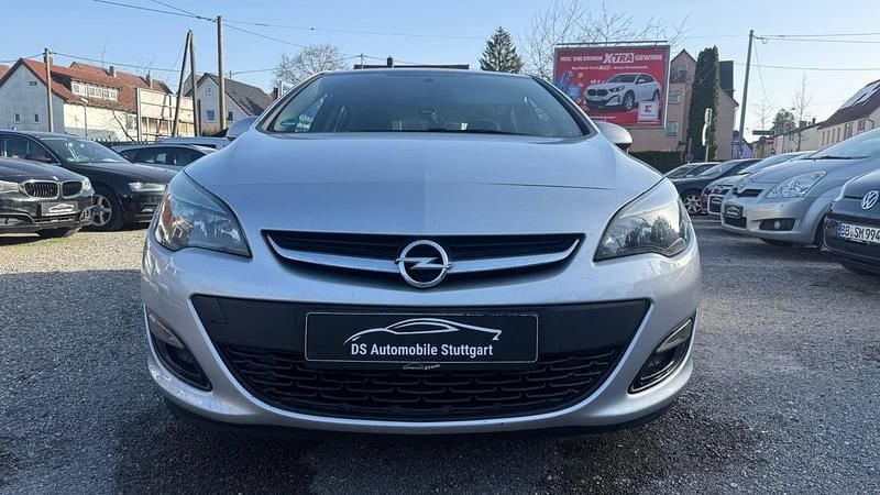 Gebraucht Opel Astra 110 PS (80 kW) 2013 Grau Limousine