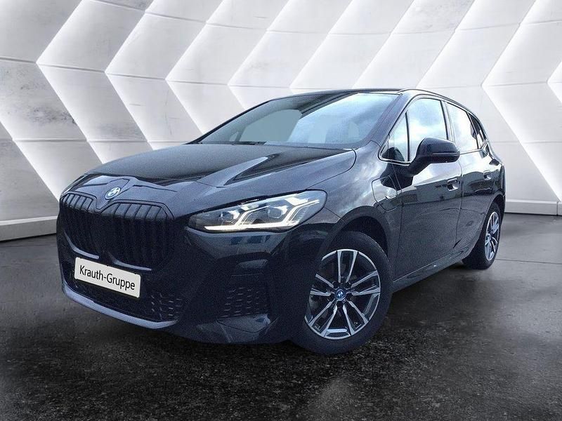 Schwarz Gebraucht 2022 BMW 225 Active Tourer Performance Van / Kleinbus | 33.300 € (Teuer) - Bild 1/4