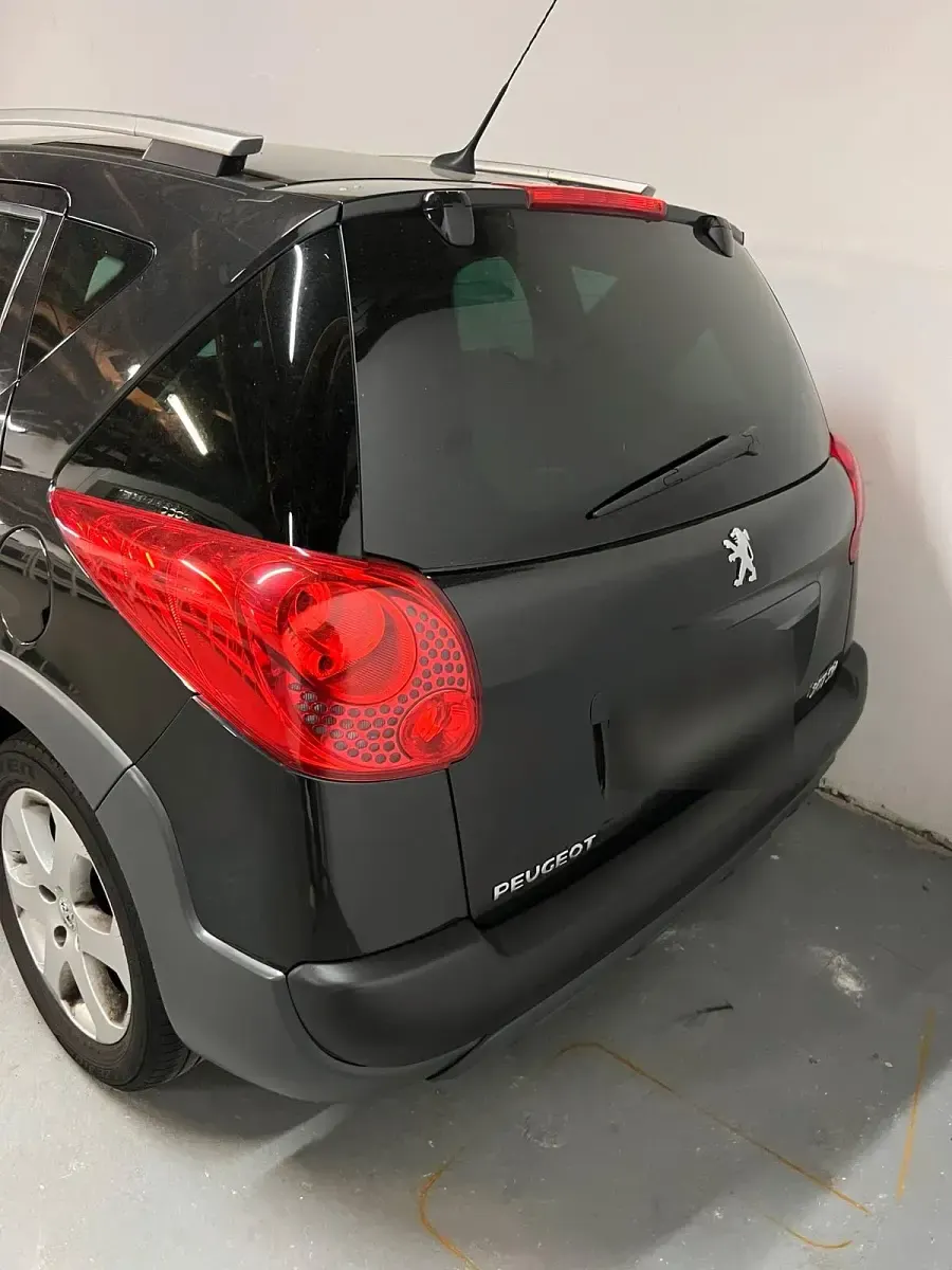 Gebraucht Peugeot 207 73 PS (53 kW) 2009 Schwarz Kombi