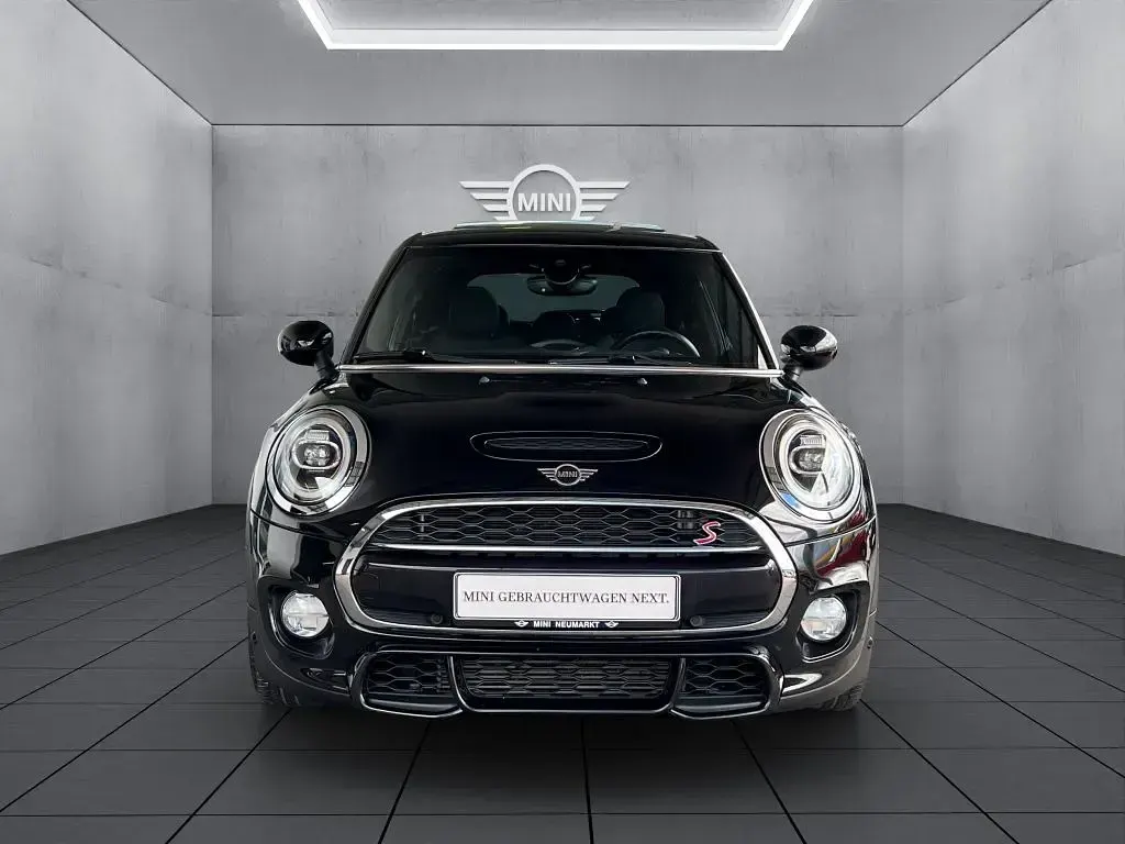 Gebraucht Mini Cooper S 192 PS (141 kW) 2018 Schwarz Kleinwagen