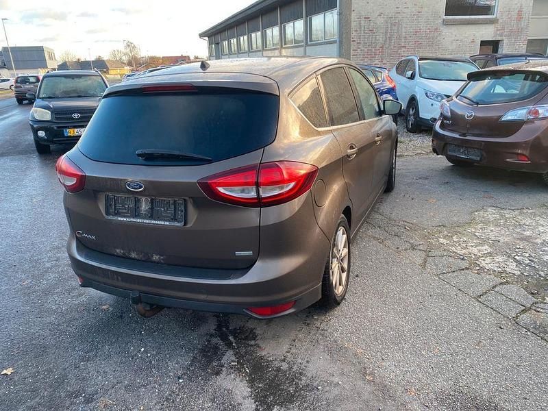Gebraucht Ford C-MAX Titanium 125 PS (91 kW) 2015 Braun Van / Kleinbus