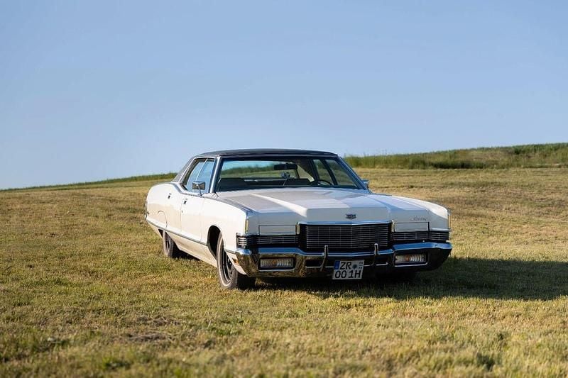 Weiß Gebraucht 1971 Ford V8 Limousine | 17.900 € - Bild 1/4