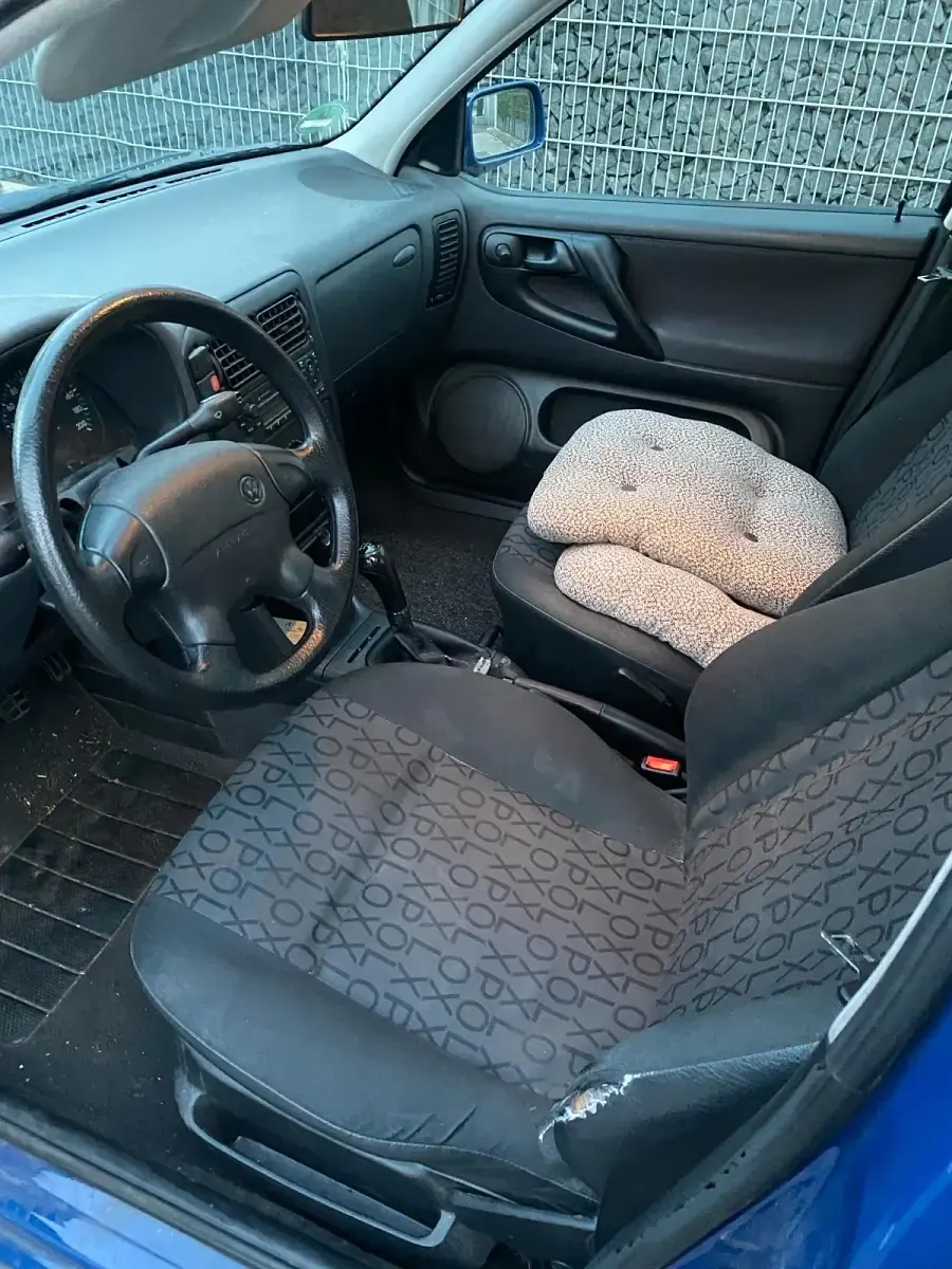 Gebraucht VW Polo 60 PS (44 kW) 1998 Blau Limousine