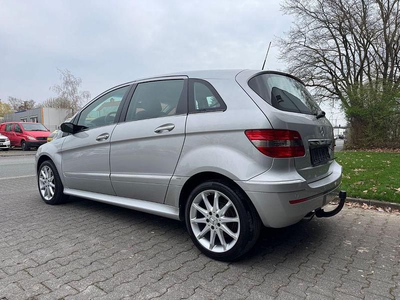 Gebraucht Mercedes B170 116 PS (85 kW) 2007 Silber Van / Kleinbus
