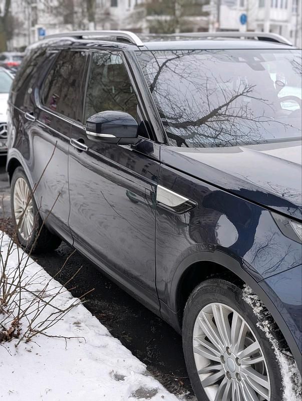 Gebraucht Land Rover Discovery 5 258 PS (189 kW) 2017 Blau SUV