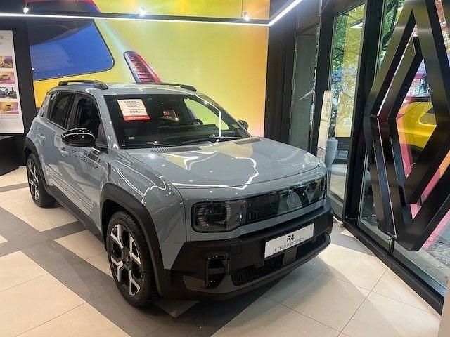 Blau Neu 2025 Renault 4 E-Tech Komfort SUV | 34.449 € (Fairer Preis) - Bild 1/4
