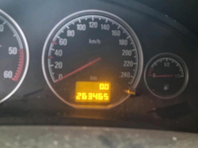 Second-hand Opel Vectra 2004 Albastru Break