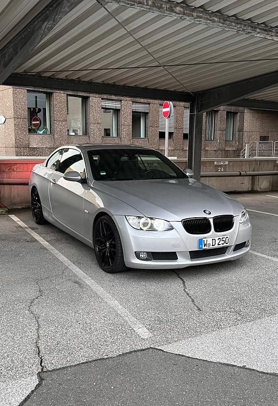 Silber Gebraucht 2008 BMW 320 Cabriolet Cabrio | 9.000 € (Guter Preis) - Bild 1/4
