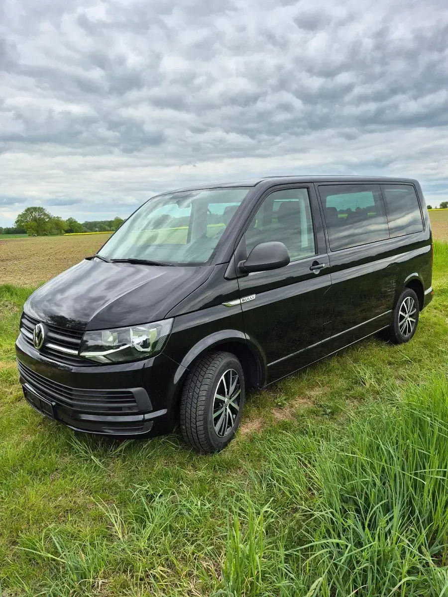 Używany VW T6 150 KM (110 kW) 2018 Czarny Van