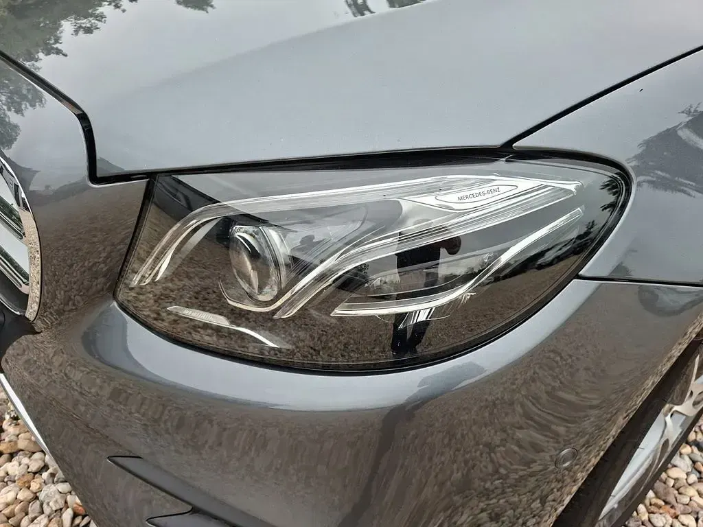 Gebraucht Mercedes E400 AMG line 340 PS (250 kW) 2020 Grau Limousine