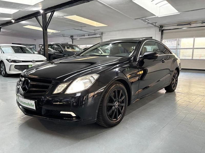 Gebraucht Mercedes E350 231 PS (169 kW) 2009 Schwarz Coupé