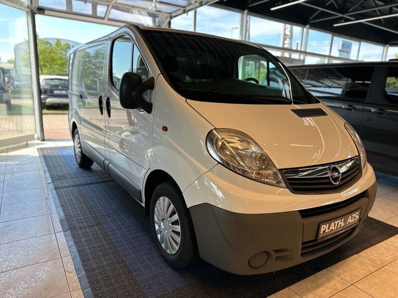 Gebraucht Opel Vivaro 90 PS (66 kW) 2014 Weiß Van / Kleinbus