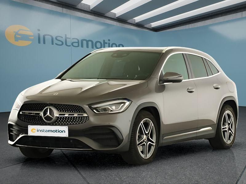 Grau Gebraucht 2022 Mercedes GLA250 SUV | 44.599 € (Teuer) - Bild 1/4