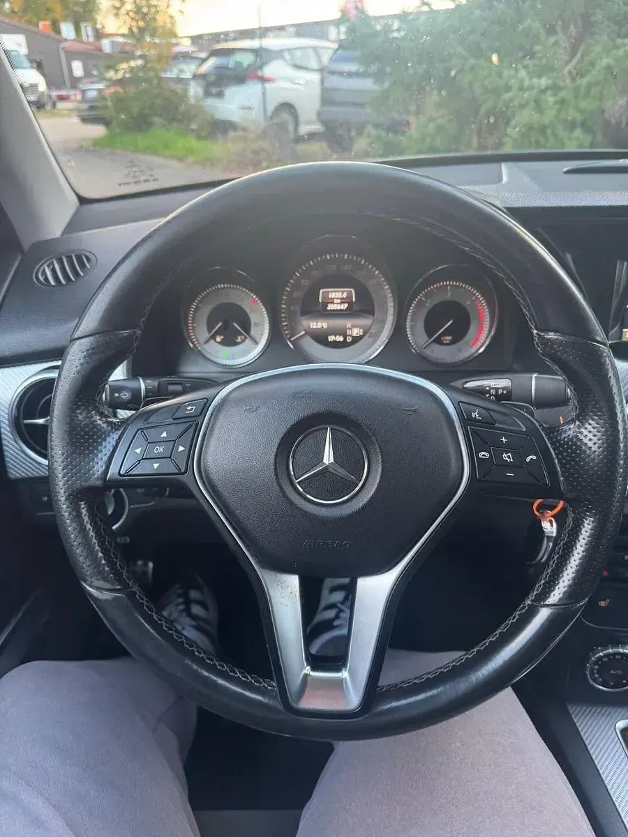 Gebraucht Mercedes GLK220 170 PS (125 kW) 2015 Schwarz SUV