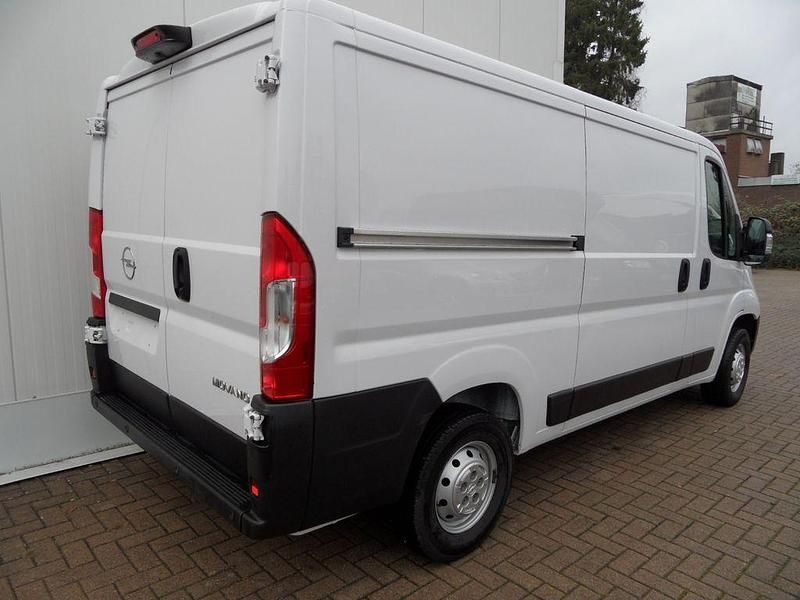 Gebraucht Opel Movano Edition 140 PS (102 kW) 2024 Casablancaweiß Van