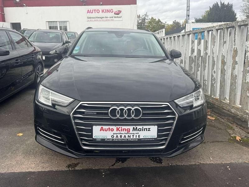 Brillantschwarz Gebraucht 2017 Audi A4 Design Kombi | 17.498 € (Guter Preis) - Bild 1/4