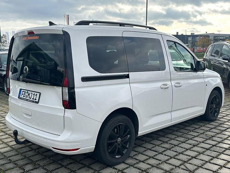 Gebraucht VW Caddy Life 102 PS (75 kW) 2021 Weiß Van / Kleinbus
