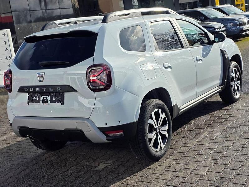 Używany Dacia Duster Prestige 131 KM (96 kW) 2022 Biały SUV