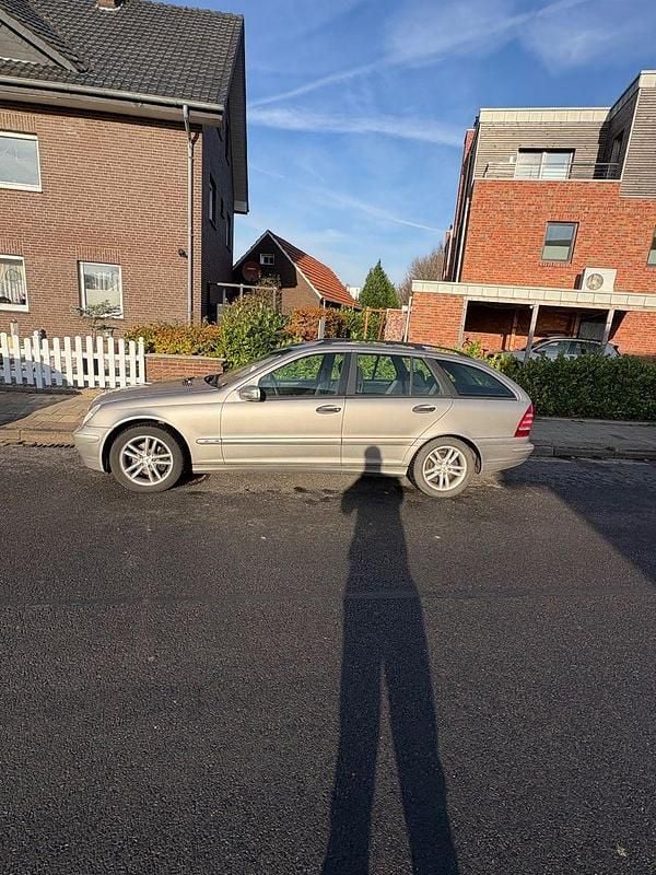 Gebraucht Mercedes C180 Elegance 143 PS (105 kW) 2004 Silber Kombi