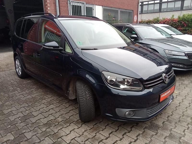 Gebraucht VW Touran Comfortline 105 PS (77 kW) 2011 Blau Van / Kleinbus
