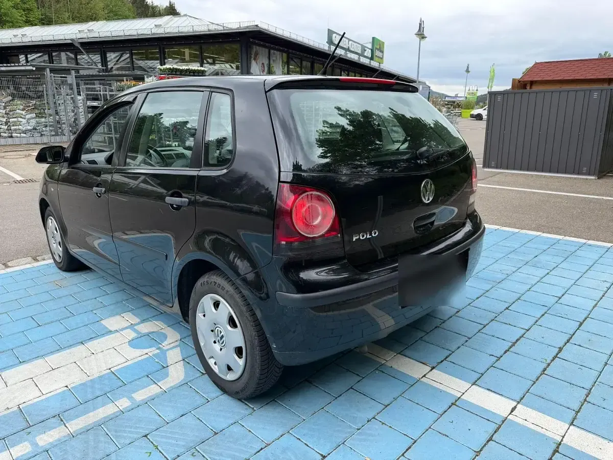 Gebraucht VW Polo 69 PS (50 kW) 2009 Schwarz Kleinwagen