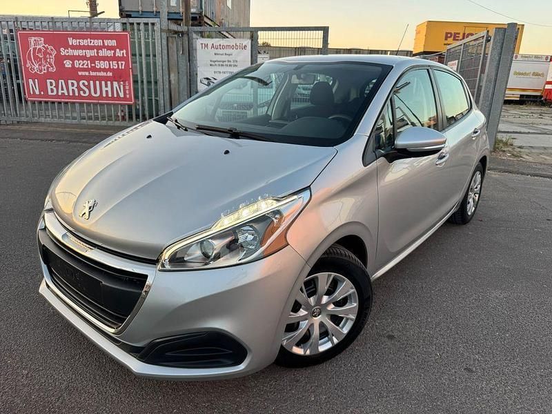 Silber Gebraucht 2018 Peugeot 208 Active Kleinwagen | 6.500 € (Fairer Preis) - Bild 1/4