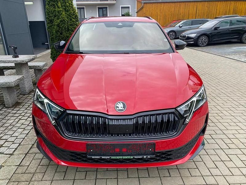 Neu Skoda Octavia SportLine 150 PS (110 kW) 2025 Rot Kombi