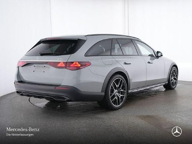 Gebraucht 2024 Mercedes E300 | 62.990 € - Bild 1/4