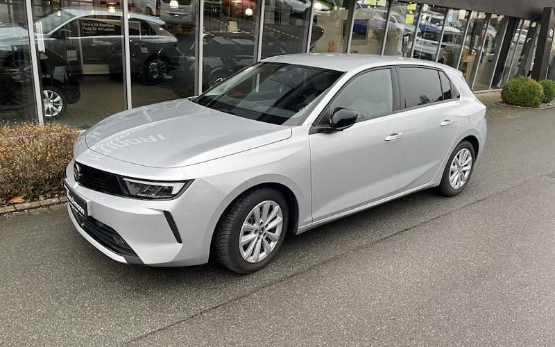 Gebraucht Opel Astra Elegance 110 PS (80 kW) 2024 Silber Limousine