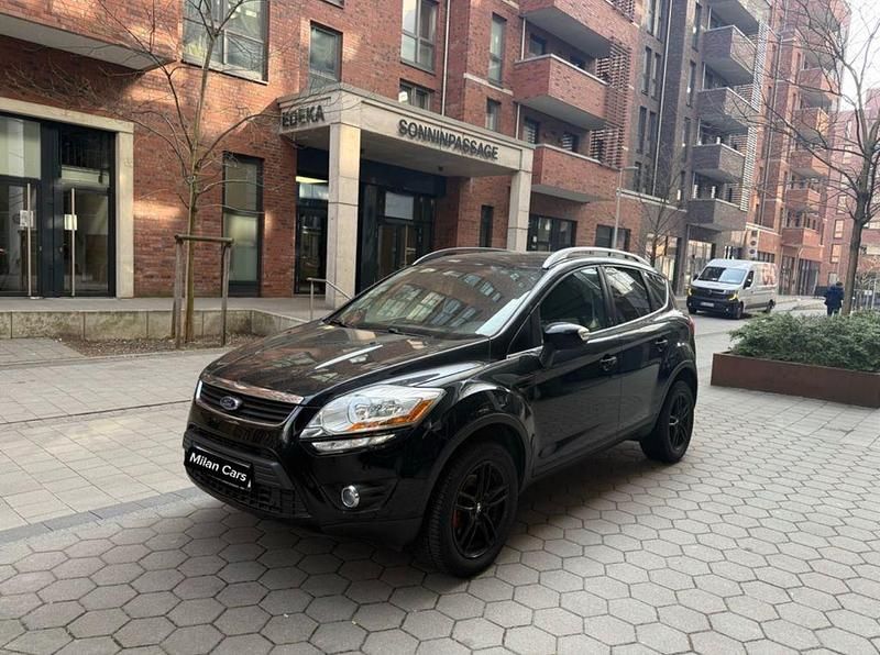 Gebraucht Ford Kuga Individual 140 PS (102 kW) 2012 Schwarz SUV