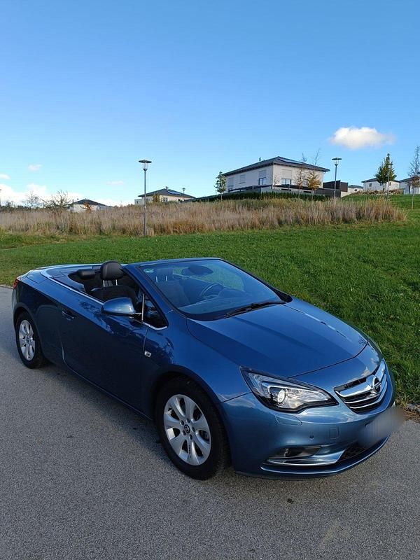 Gebraucht Opel Cascada 140 PS (102 kW) 2013 Blau Cabrio